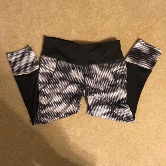 Danskin Now Pants - leggings with pockets!